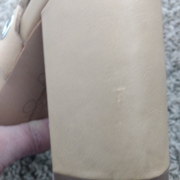 Sandals - Picture 7 of 7